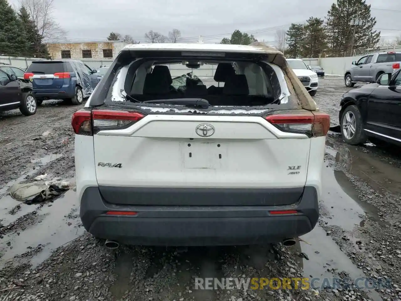 6 Photograph of a damaged car 2T3P1RFV4NW279247 TOYOTA RAV4 2022