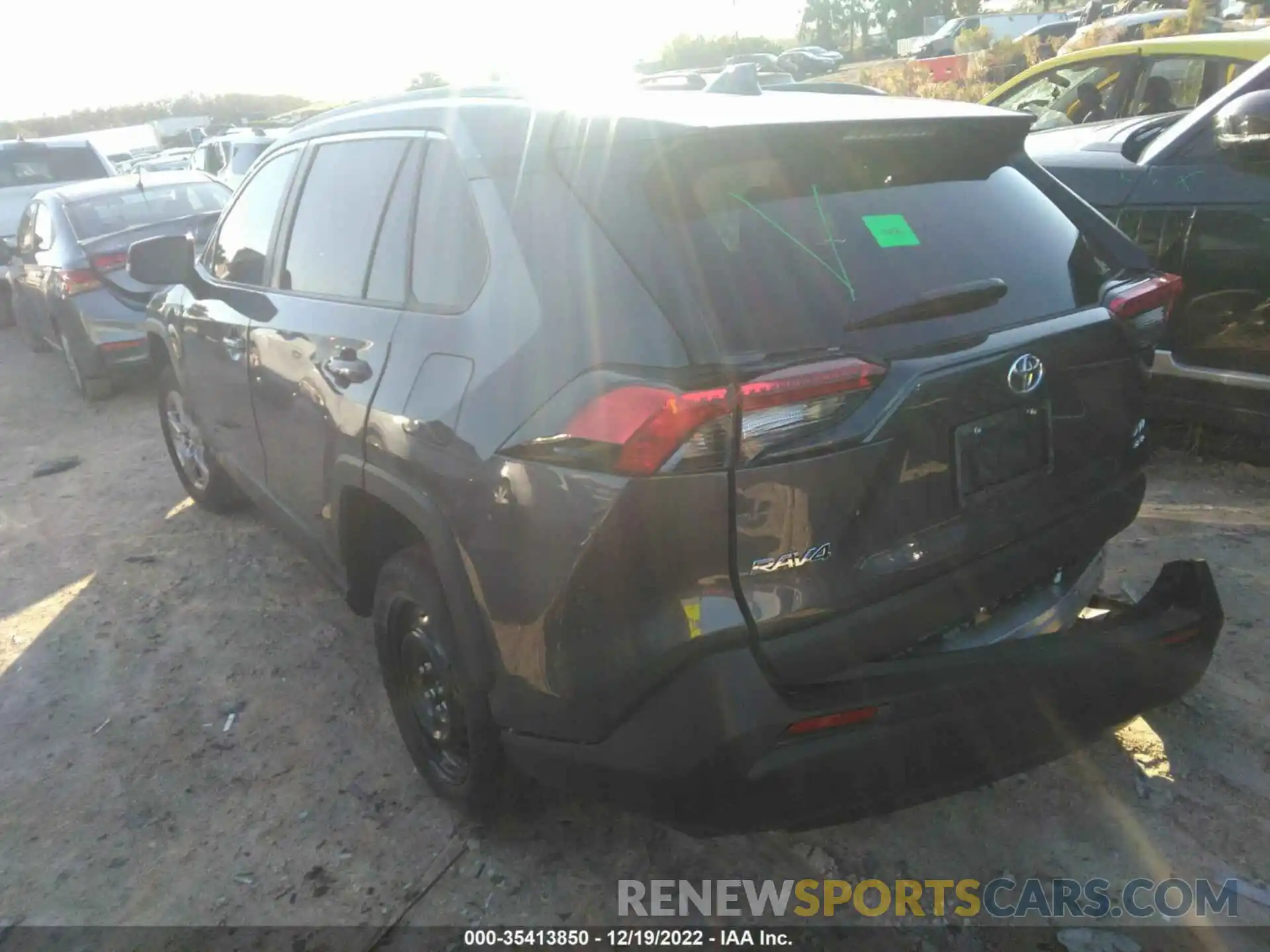 3 Photograph of a damaged car 2T3P1RFV4NW296209 TOYOTA RAV4 2022