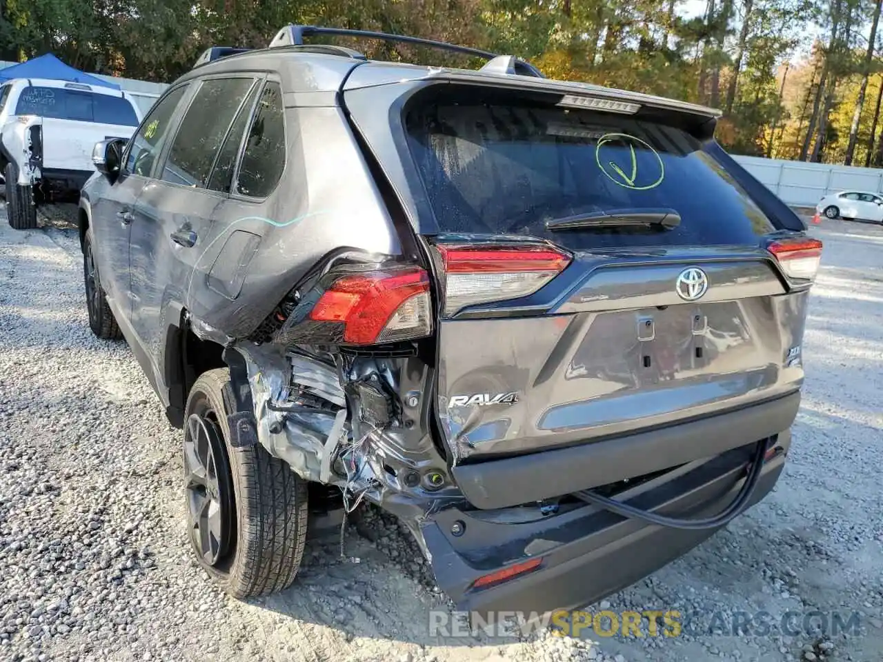 3 Photograph of a damaged car 2T3P1RFV4NW296503 TOYOTA RAV4 2022