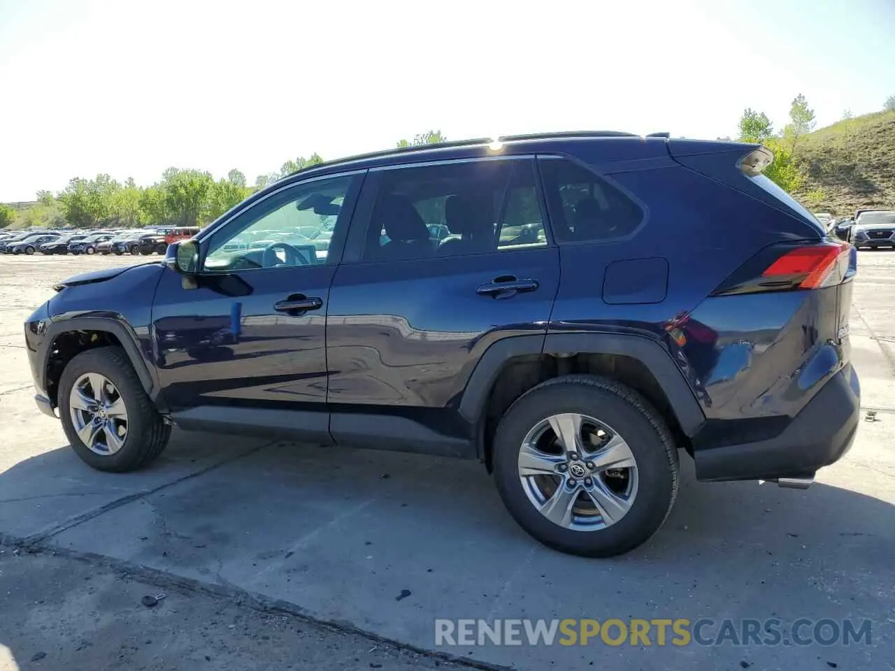 2 Photograph of a damaged car 2T3P1RFV4NW297912 TOYOTA RAV4 2022
