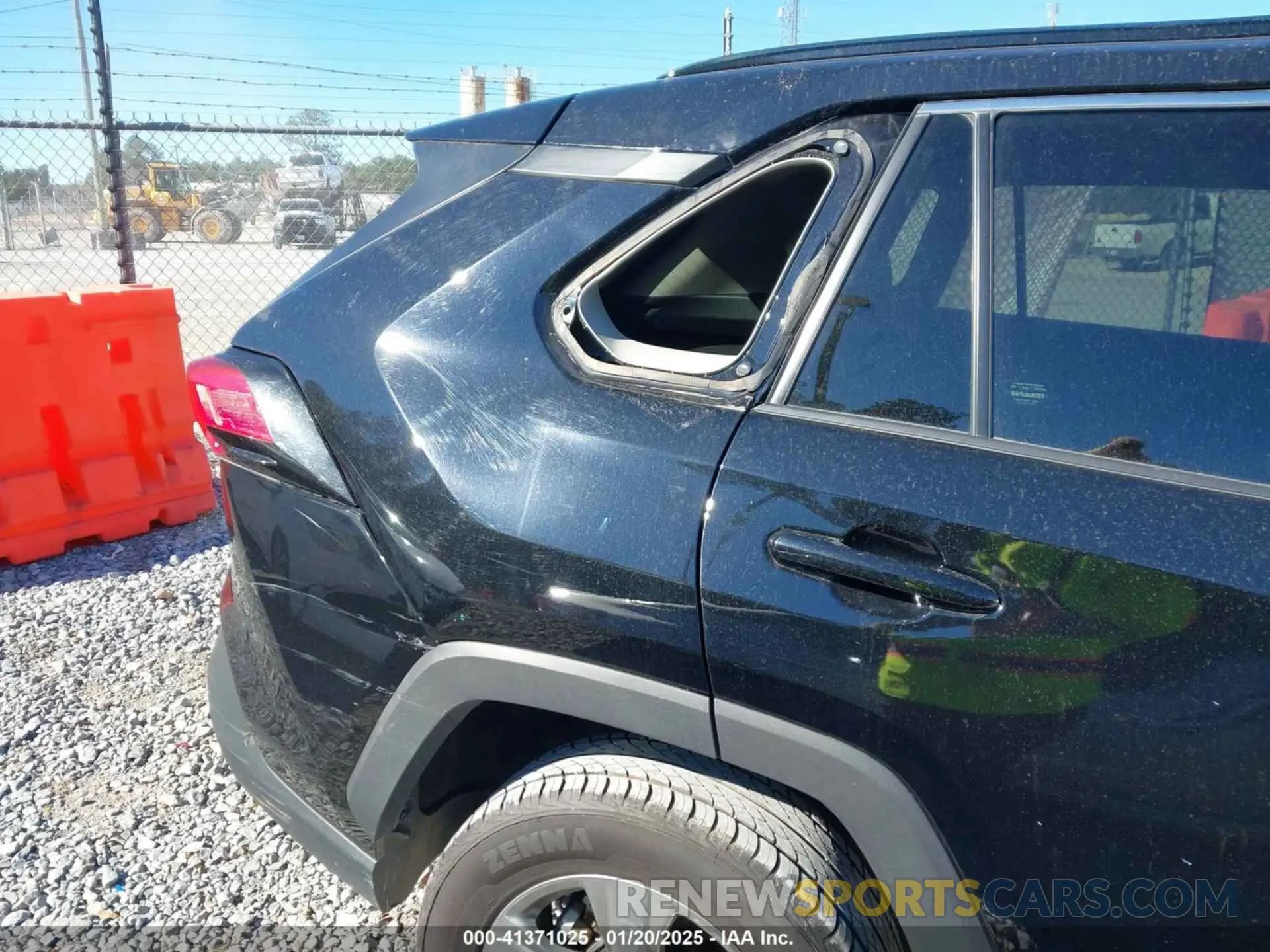 6 Photograph of a damaged car 2T3P1RFV4NW298218 TOYOTA RAV4 2022