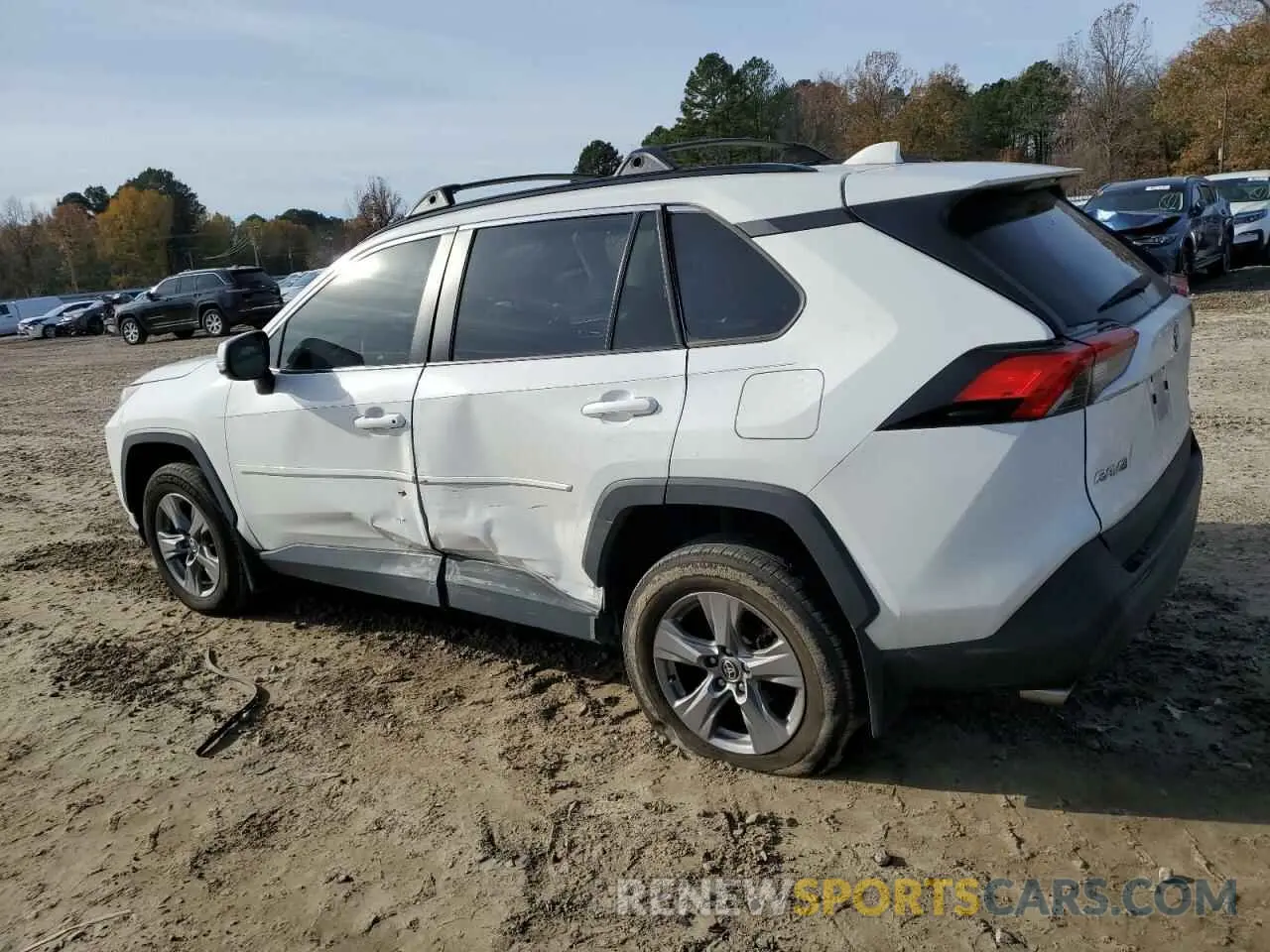 2 Photograph of a damaged car 2T3P1RFV4NW301067 TOYOTA RAV4 2022