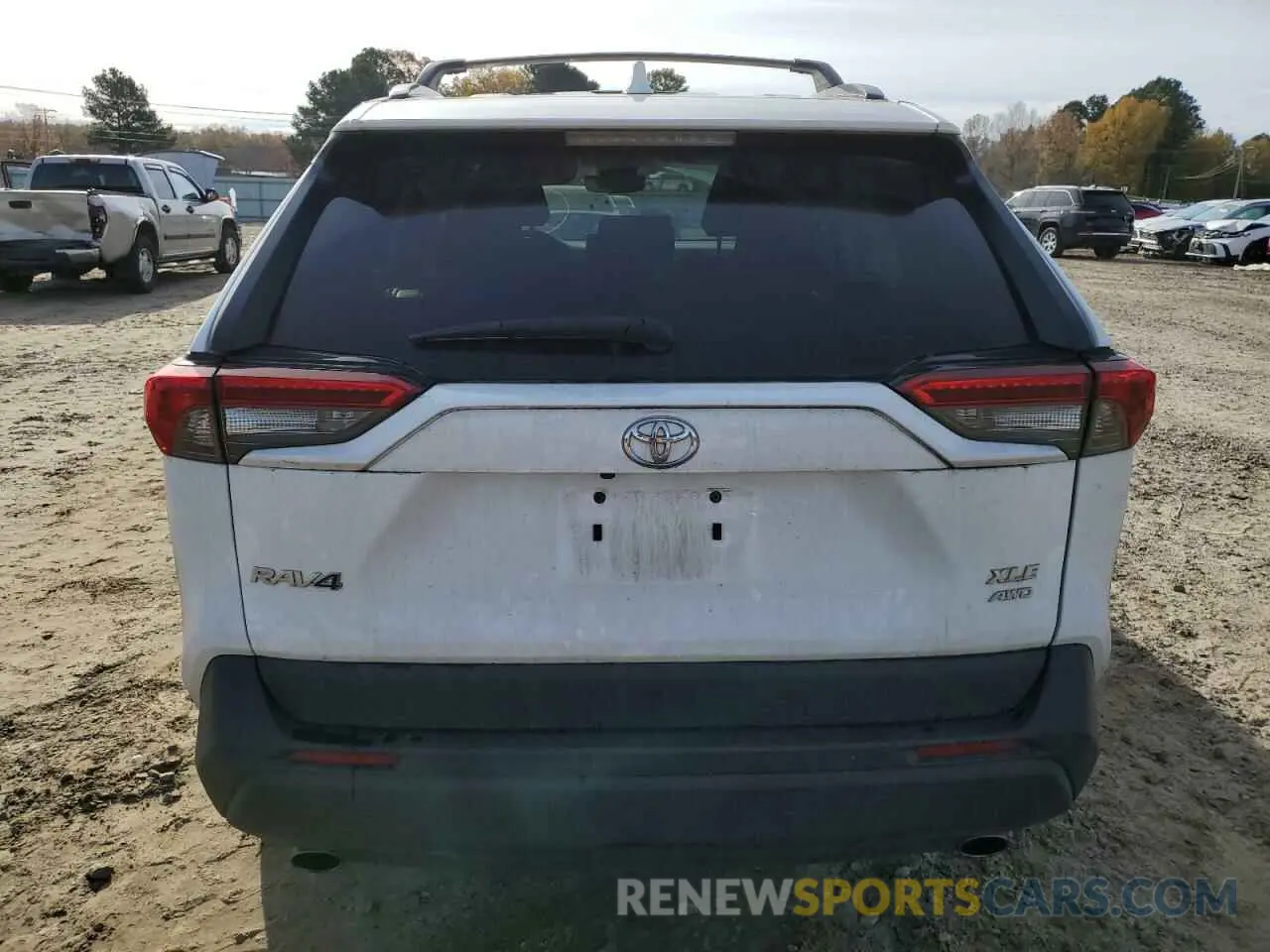 6 Photograph of a damaged car 2T3P1RFV4NW301067 TOYOTA RAV4 2022
