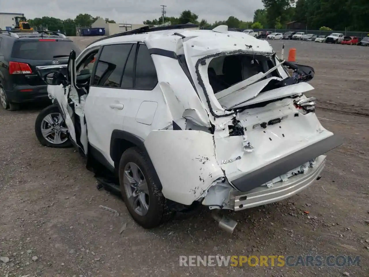 3 Photograph of a damaged car 2T3P1RFV5NC263222 TOYOTA RAV4 2022