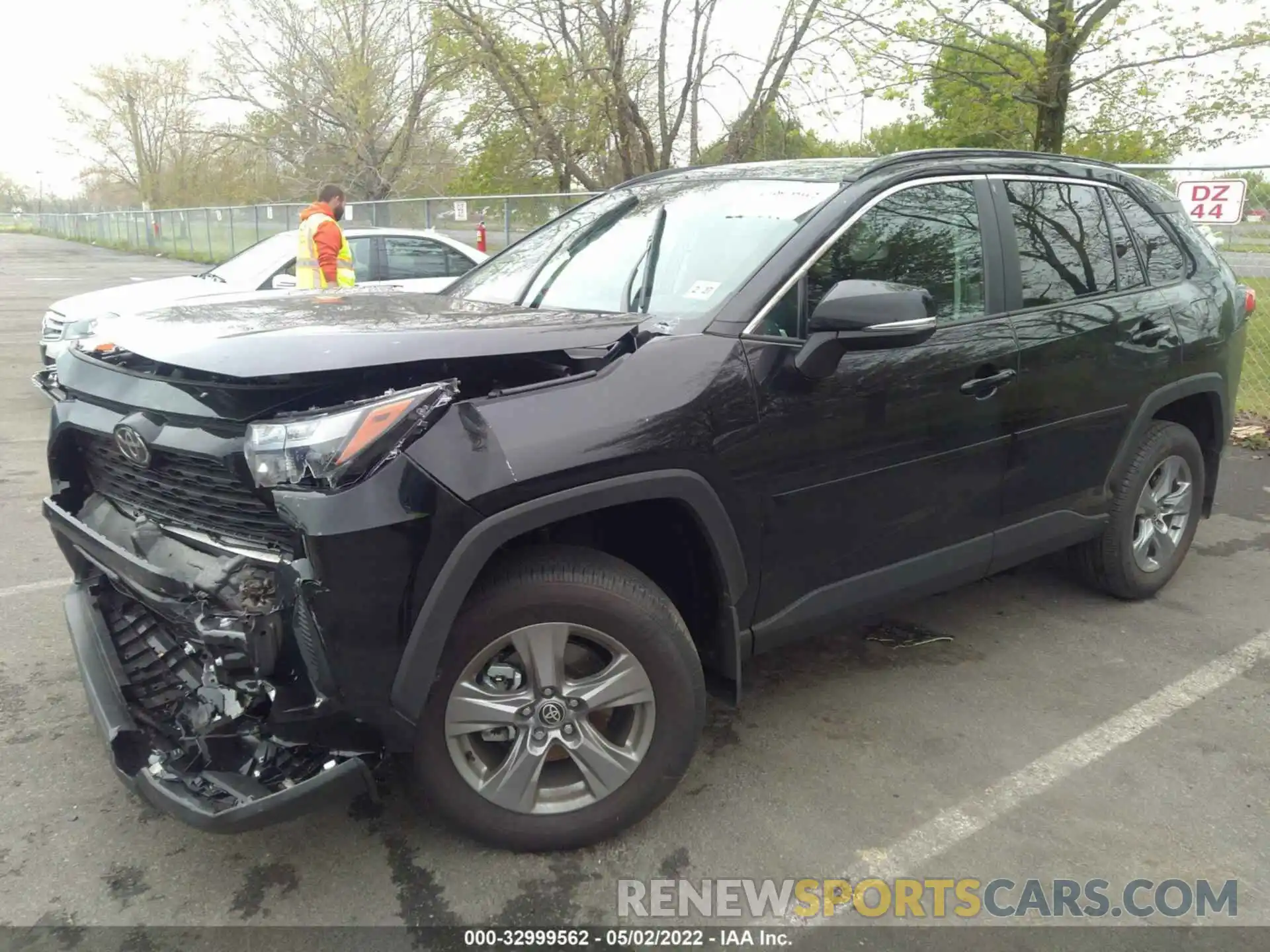 2 Photograph of a damaged car 2T3P1RFV5NC268131 TOYOTA RAV4 2022