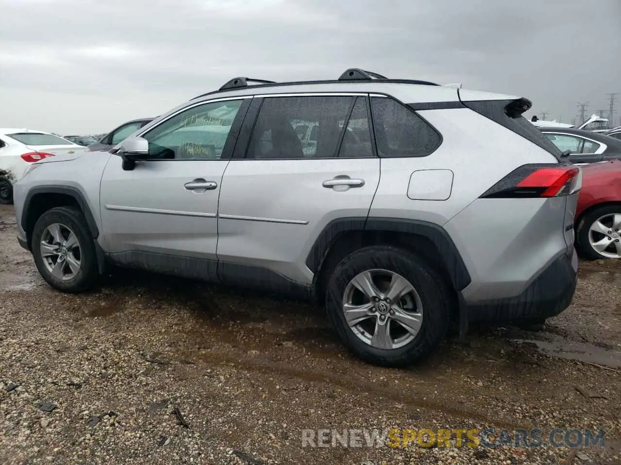 2 Photograph of a damaged car 2T3P1RFV5NW260805 TOYOTA RAV4 2022