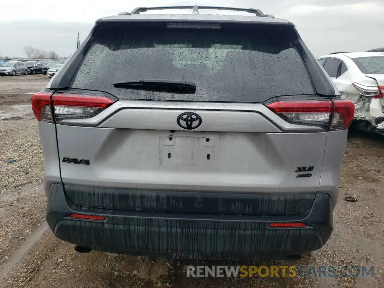 6 Photograph of a damaged car 2T3P1RFV5NW260805 TOYOTA RAV4 2022