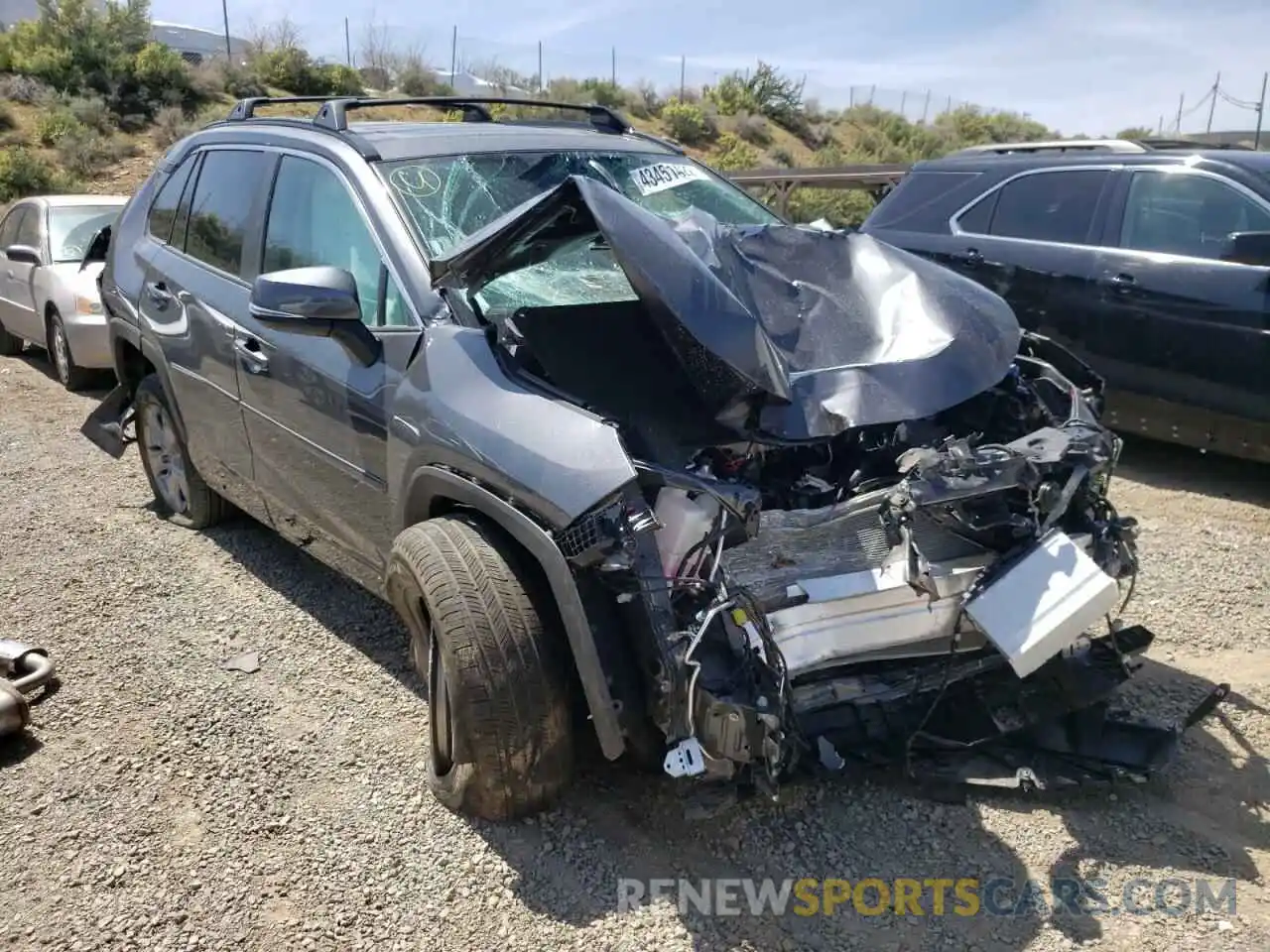 1 Photograph of a damaged car 2T3P1RFV6NC272690 TOYOTA RAV4 2022