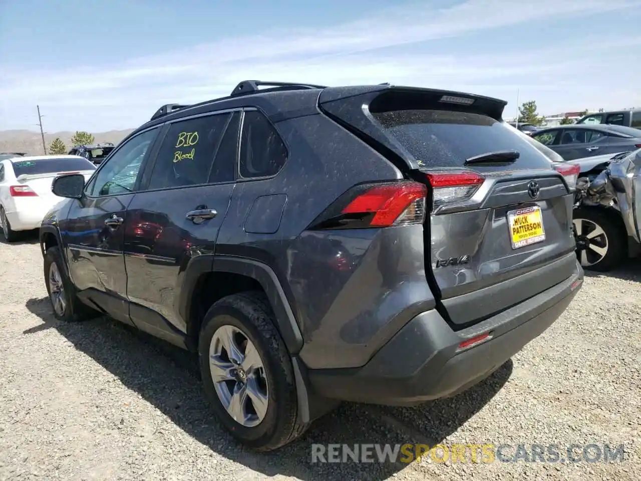 3 Photograph of a damaged car 2T3P1RFV6NC272690 TOYOTA RAV4 2022