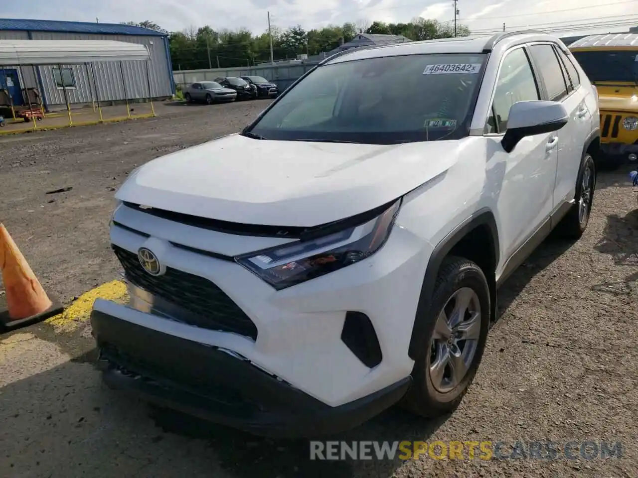 2 Photograph of a damaged car 2T3P1RFV6NC275086 TOYOTA RAV4 2022