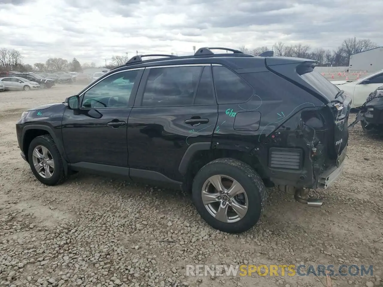 2 Photograph of a damaged car 2T3P1RFV6NC276870 TOYOTA RAV4 2022