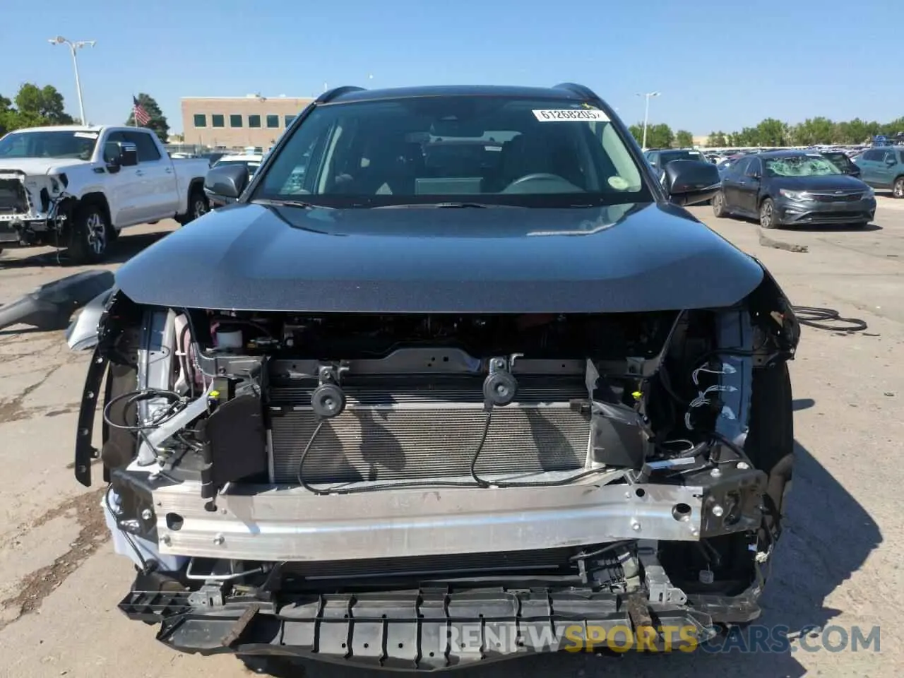 5 Photograph of a damaged car 2T3P1RFV6NC280031 TOYOTA RAV4 2022