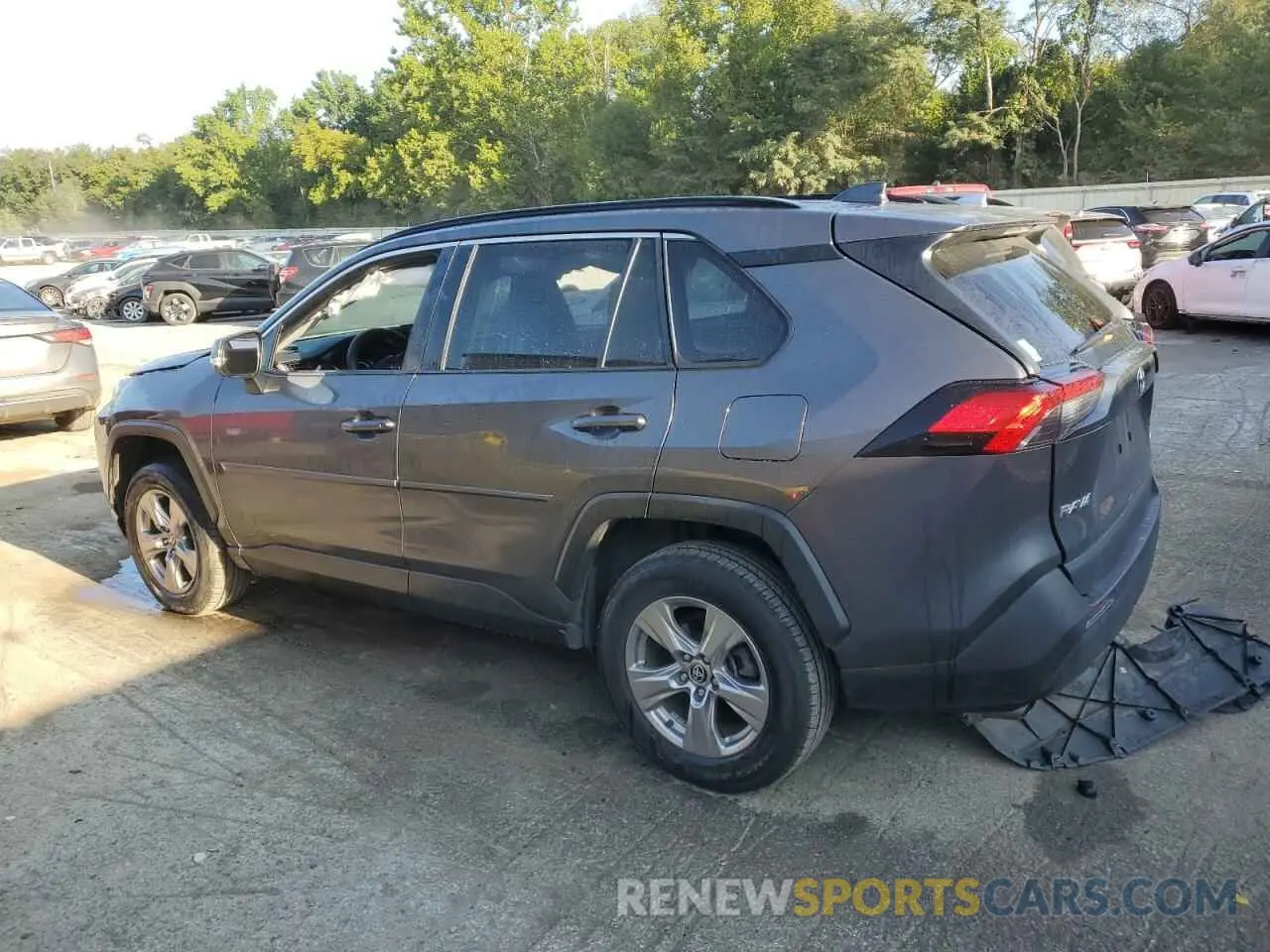 2 Photograph of a damaged car 2T3P1RFV6NC284032 TOYOTA RAV4 2022