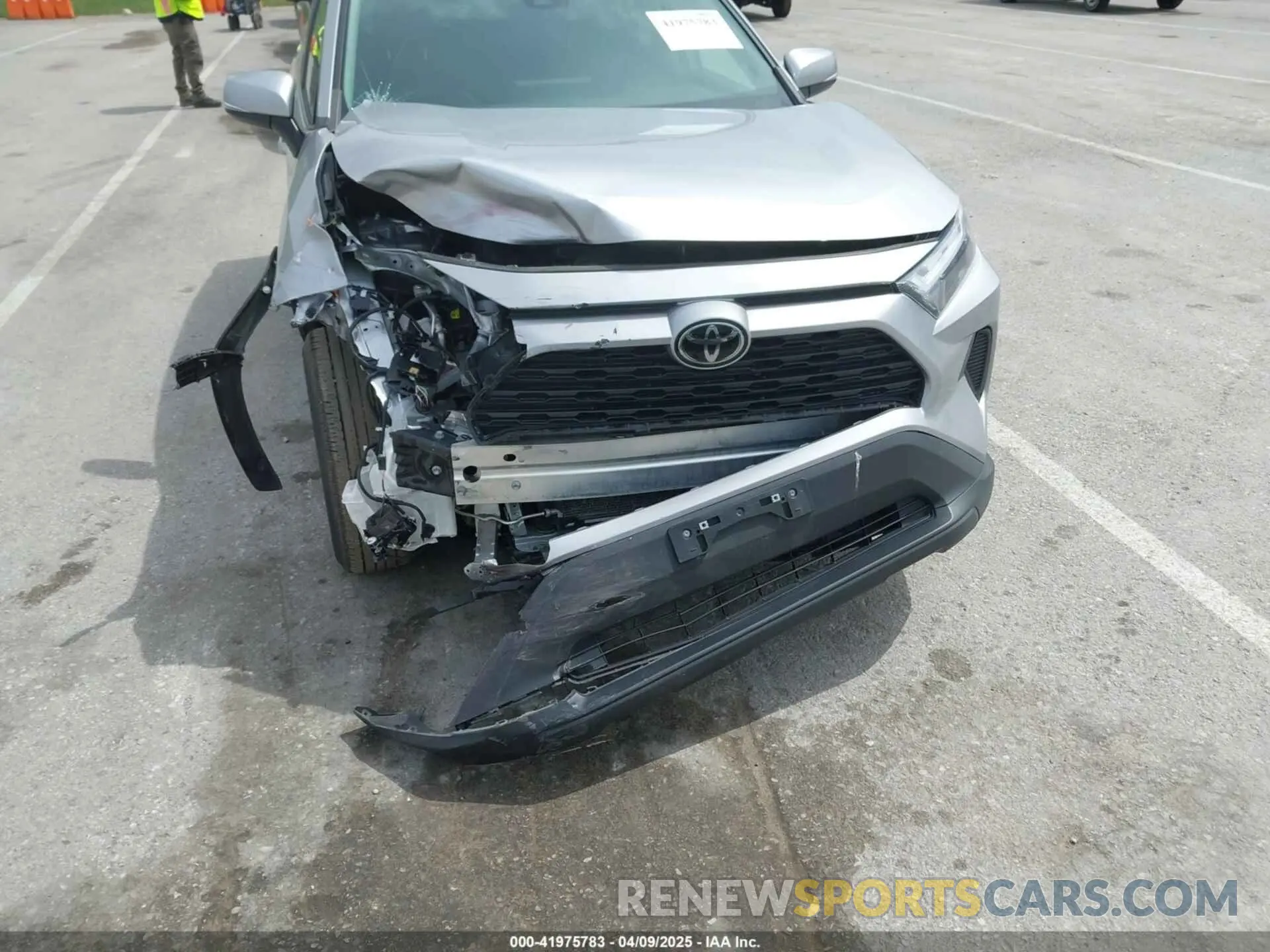 12 Photograph of a damaged car 2T3P1RFV6NC286167 TOYOTA RAV4 2022