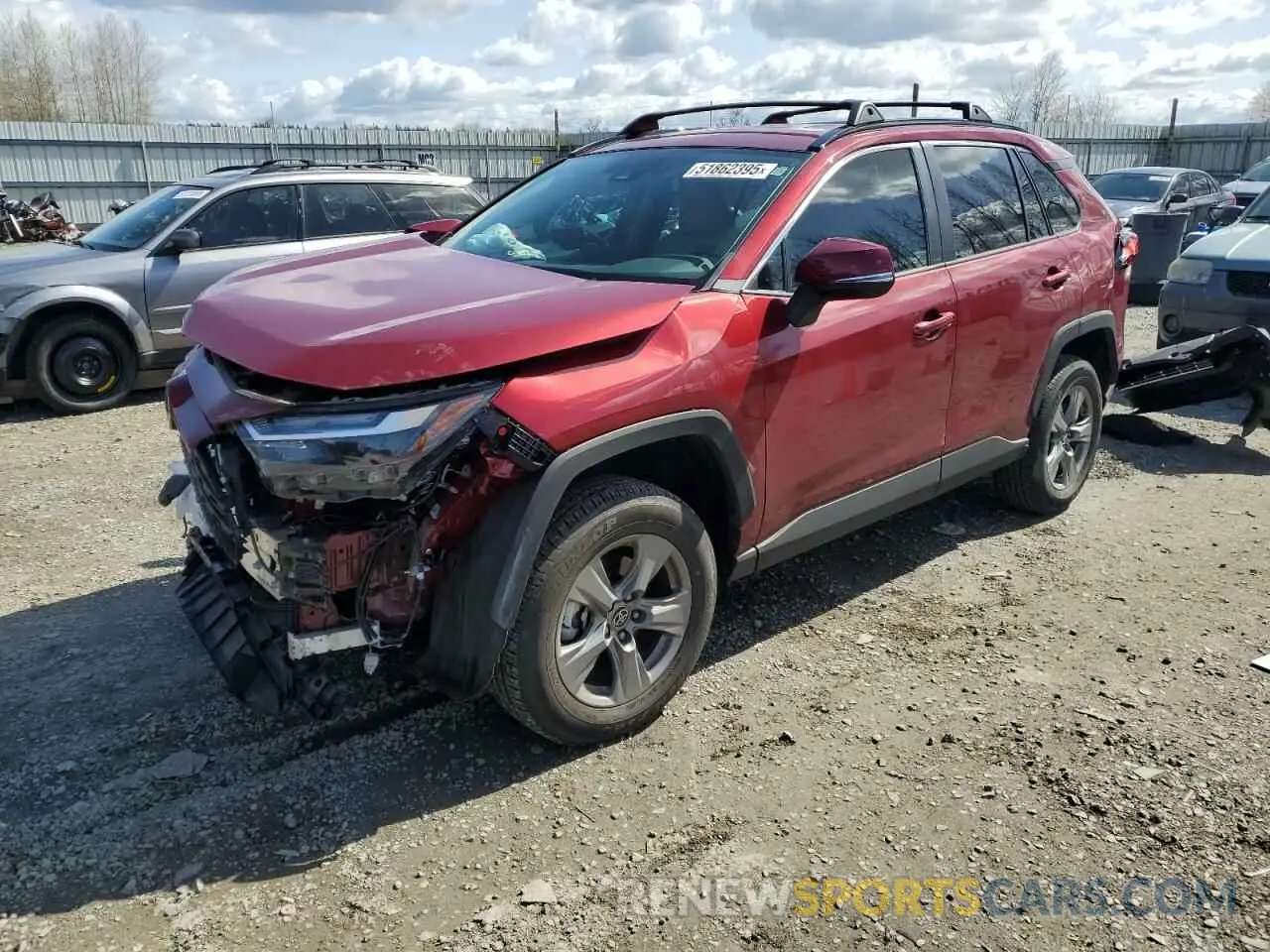 1 Photograph of a damaged car 2T3P1RFV6NW256570 TOYOTA RAV4 2022