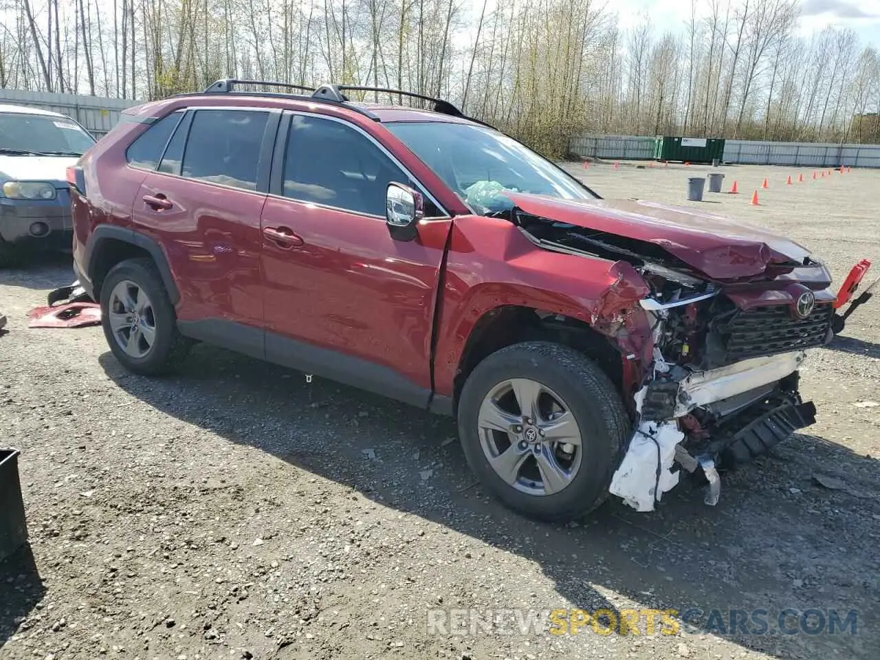 4 Photograph of a damaged car 2T3P1RFV6NW256570 TOYOTA RAV4 2022