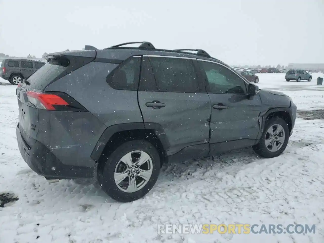 3 Photograph of a damaged car 2T3P1RFV6NW294767 TOYOTA RAV4 2022