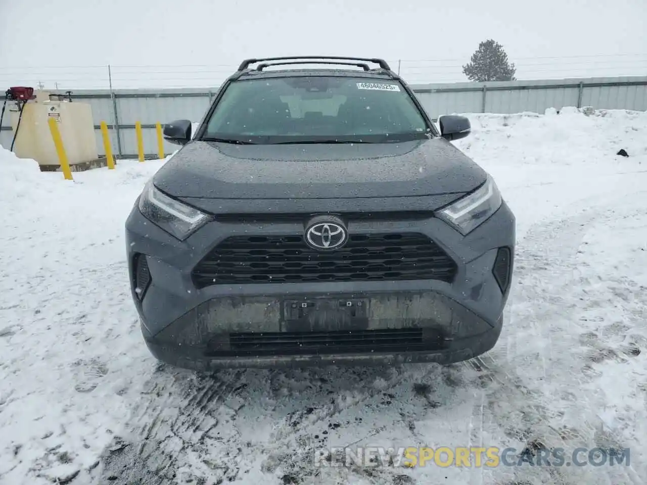 5 Photograph of a damaged car 2T3P1RFV6NW294767 TOYOTA RAV4 2022