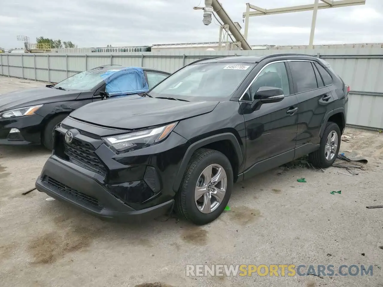 1 Photograph of a damaged car 2T3P1RFV7NC274805 TOYOTA RAV4 2022