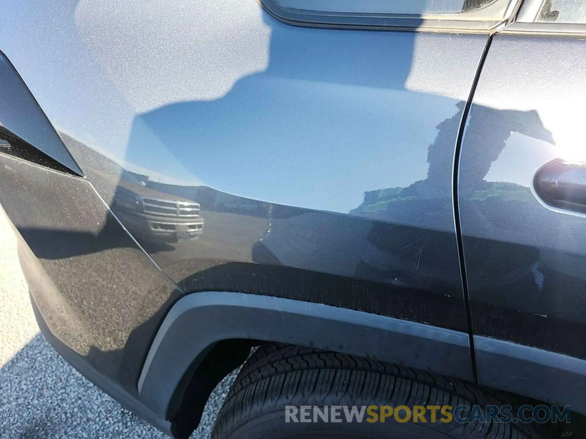 3 Photograph of a damaged car 2T3P1RFV7NC281592 TOYOTA RAV4 2022