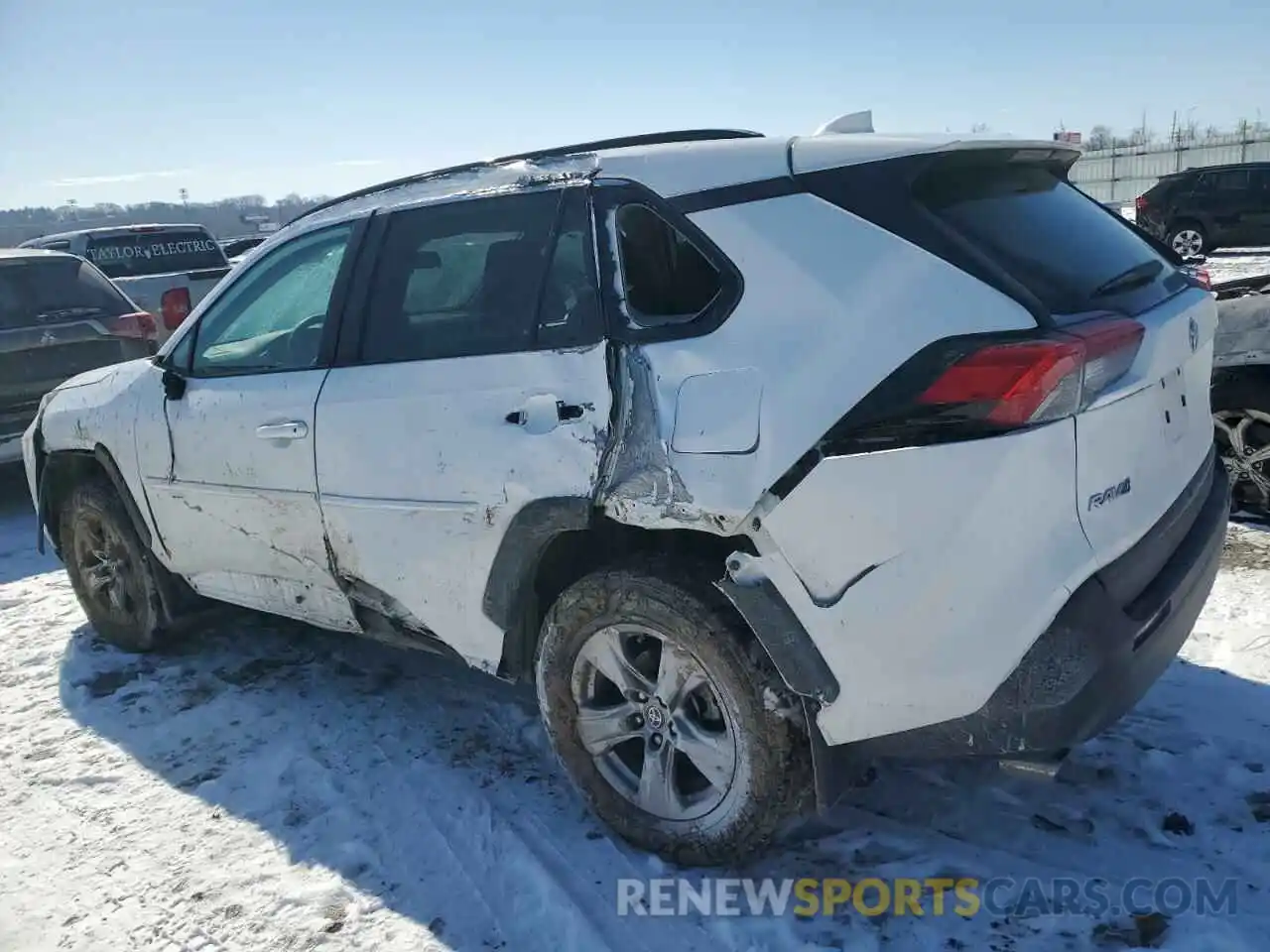 2 Photograph of a damaged car 2T3P1RFV7NC286128 TOYOTA RAV4 2022