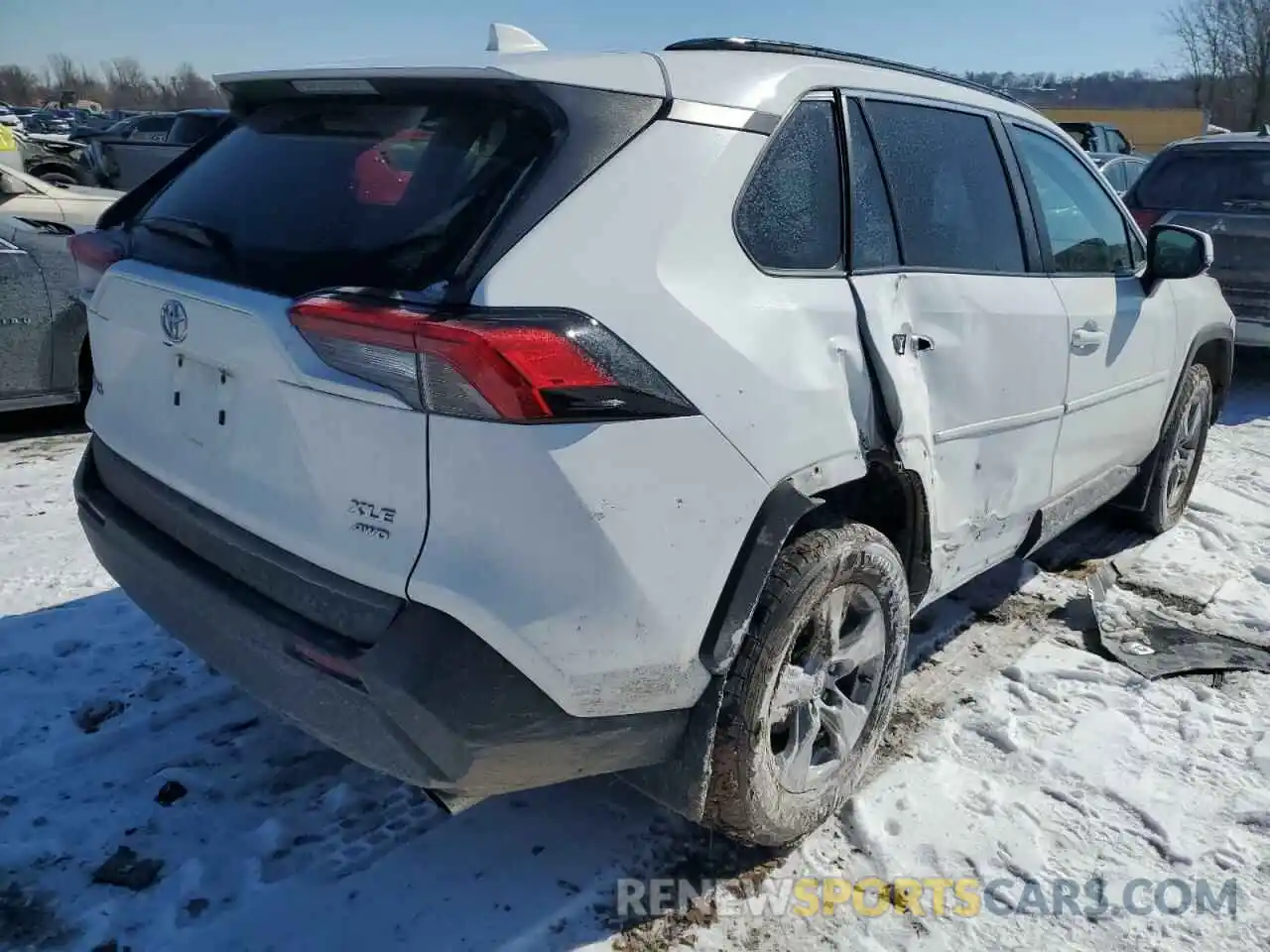 3 Photograph of a damaged car 2T3P1RFV7NC286128 TOYOTA RAV4 2022