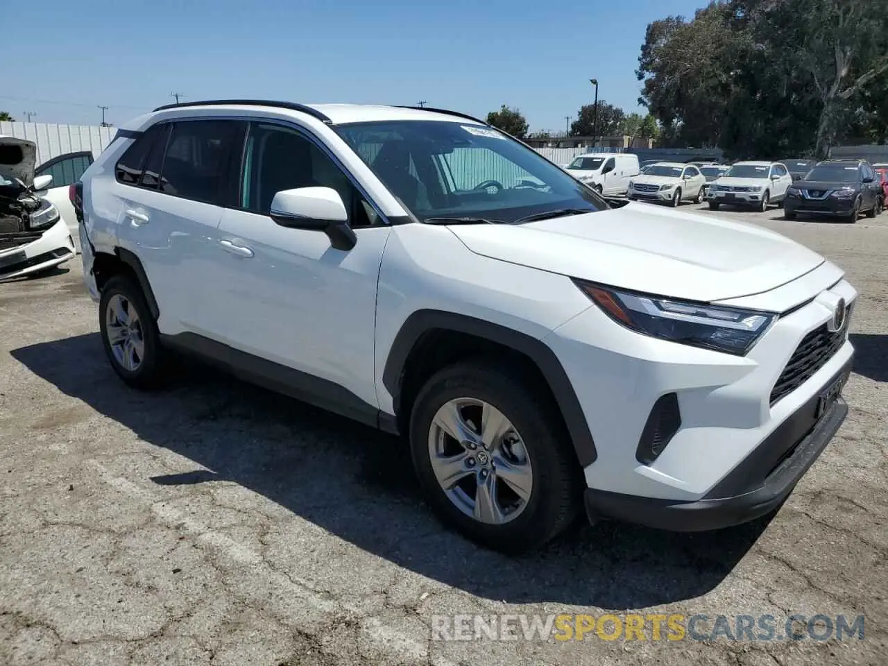 4 Photograph of a damaged car 2T3P1RFV7NW260899 TOYOTA RAV4 2022