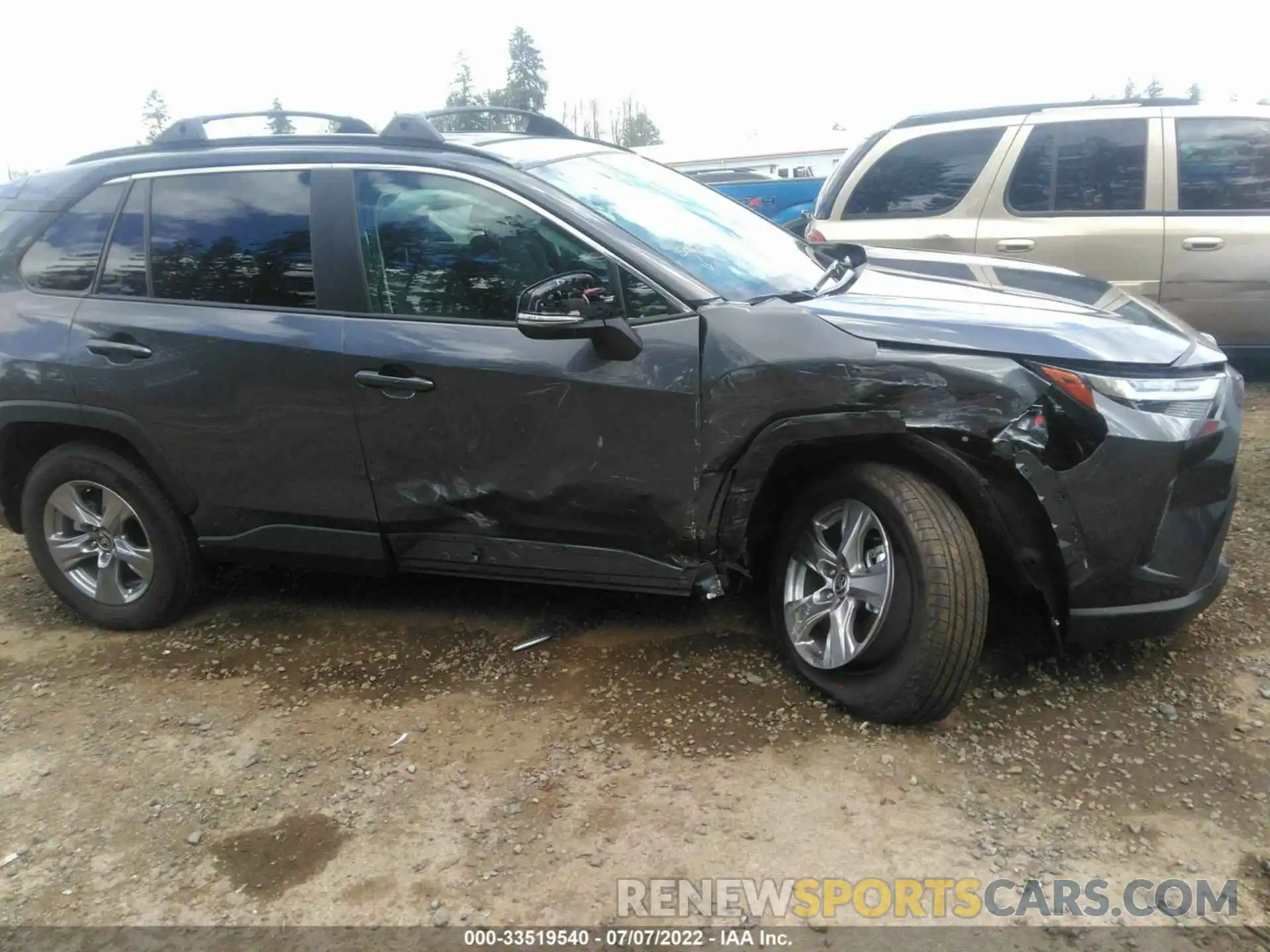 6 Photograph of a damaged car 2T3P1RFV7NW267223 TOYOTA RAV4 2022