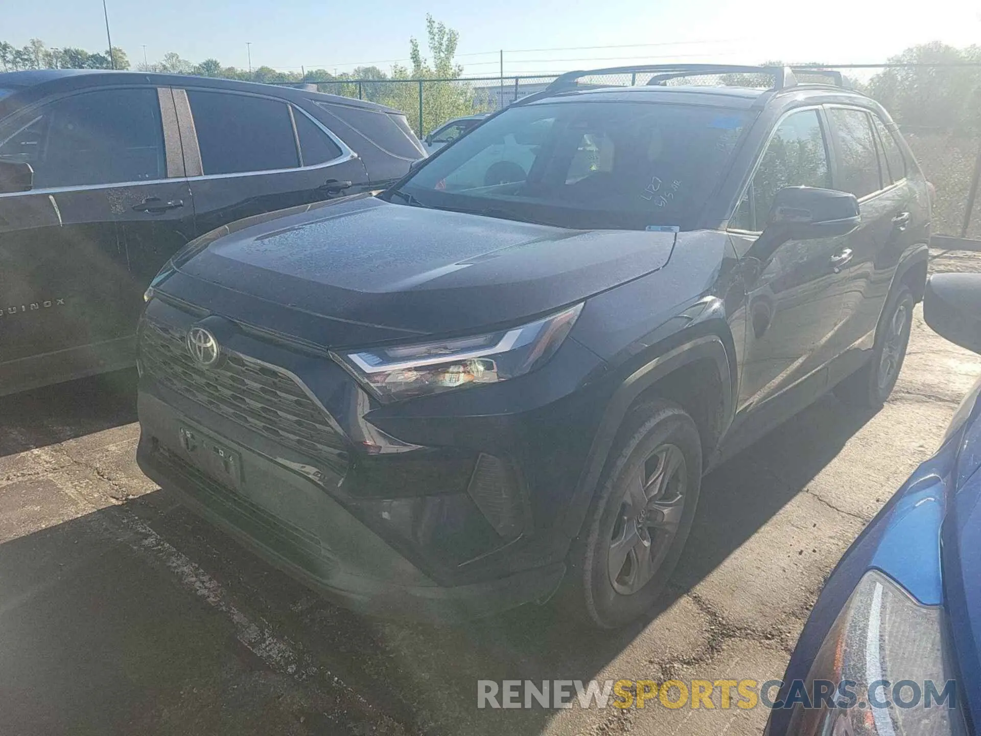 9 Photograph of a damaged car 2T3P1RFV7NW275452 TOYOTA RAV4 2022