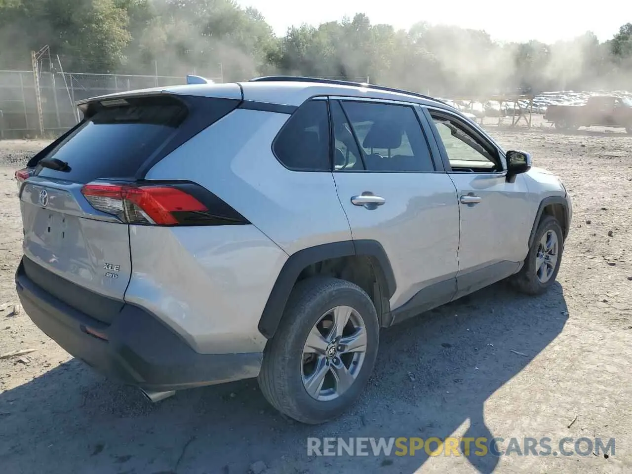 3 Photograph of a damaged car 2T3P1RFV8NC258533 TOYOTA RAV4 2022
