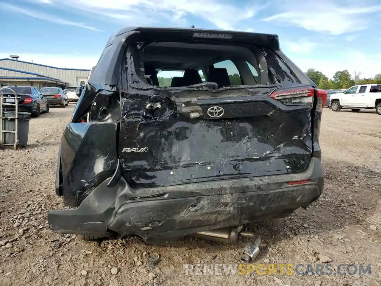 9 Photograph of a damaged car 2T3P1RFV8NC259097 TOYOTA RAV4 2022