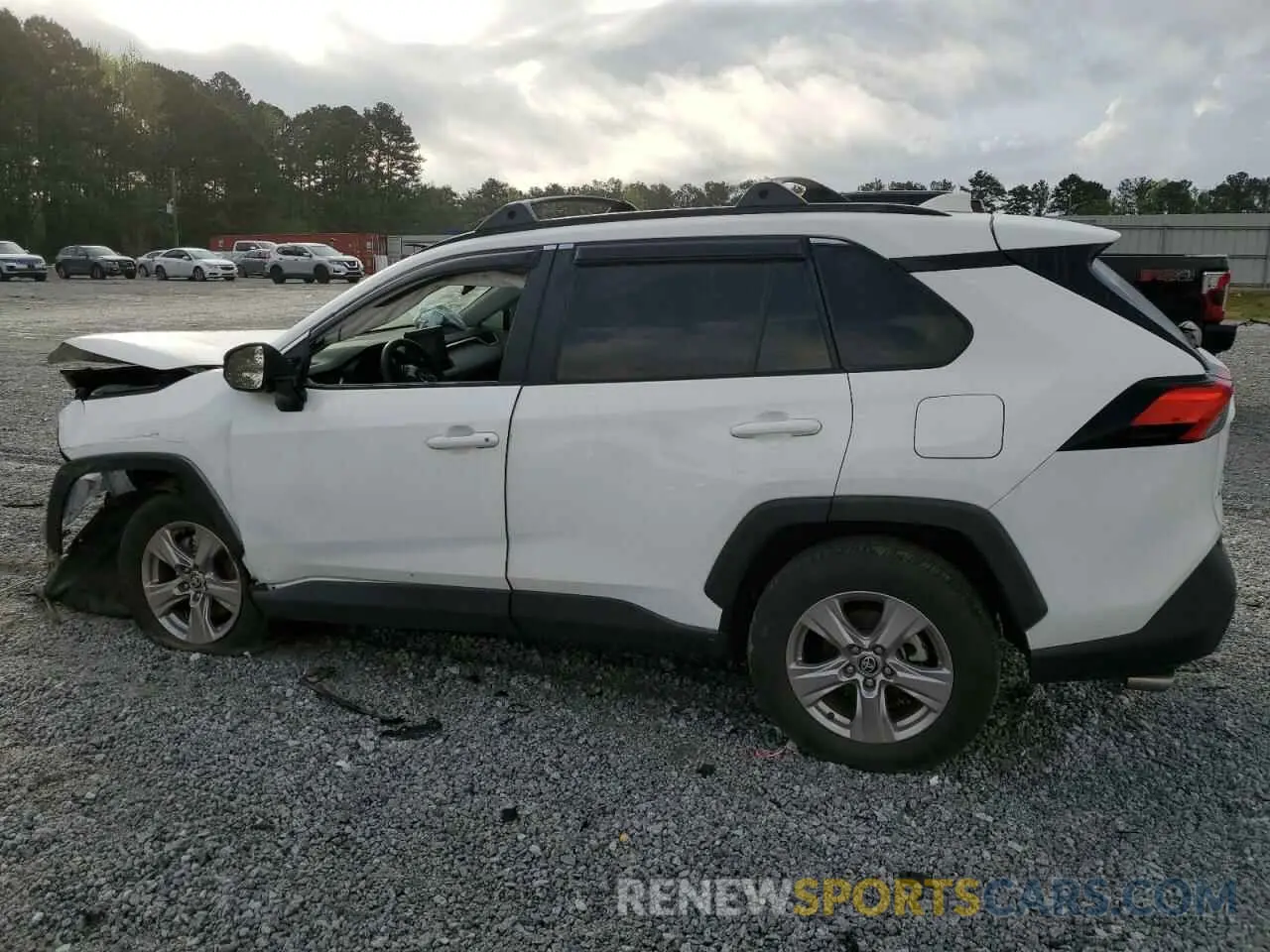 2 Photograph of a damaged car 2T3P1RFV8NC265479 TOYOTA RAV4 2022