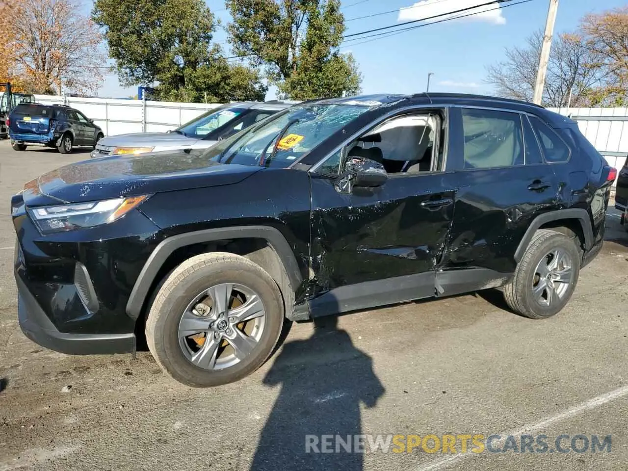 1 Photograph of a damaged car 2T3P1RFV8NW265609 TOYOTA RAV4 2022