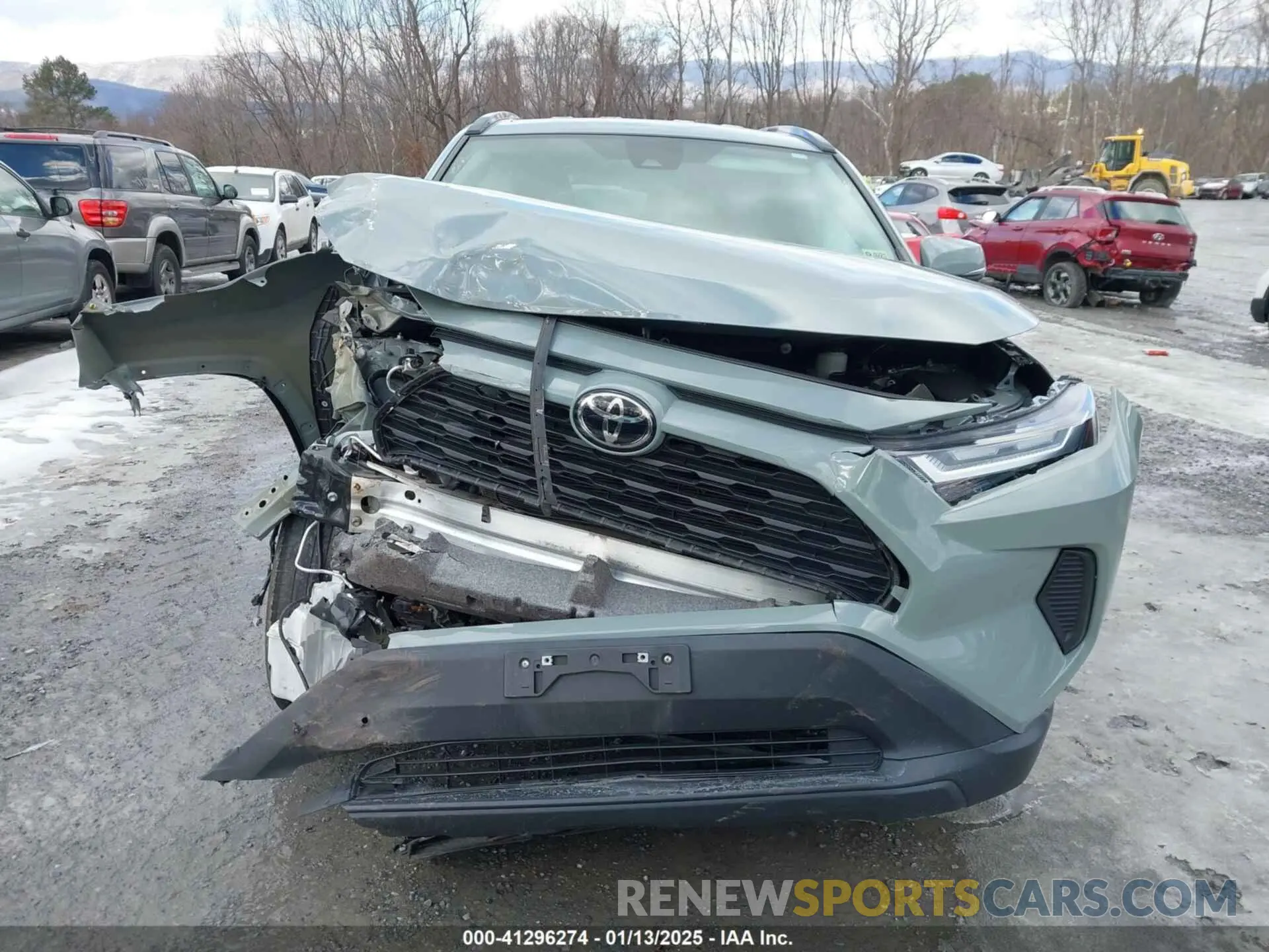 12 Photograph of a damaged car 2T3P1RFV8NW272995 TOYOTA RAV4 2022