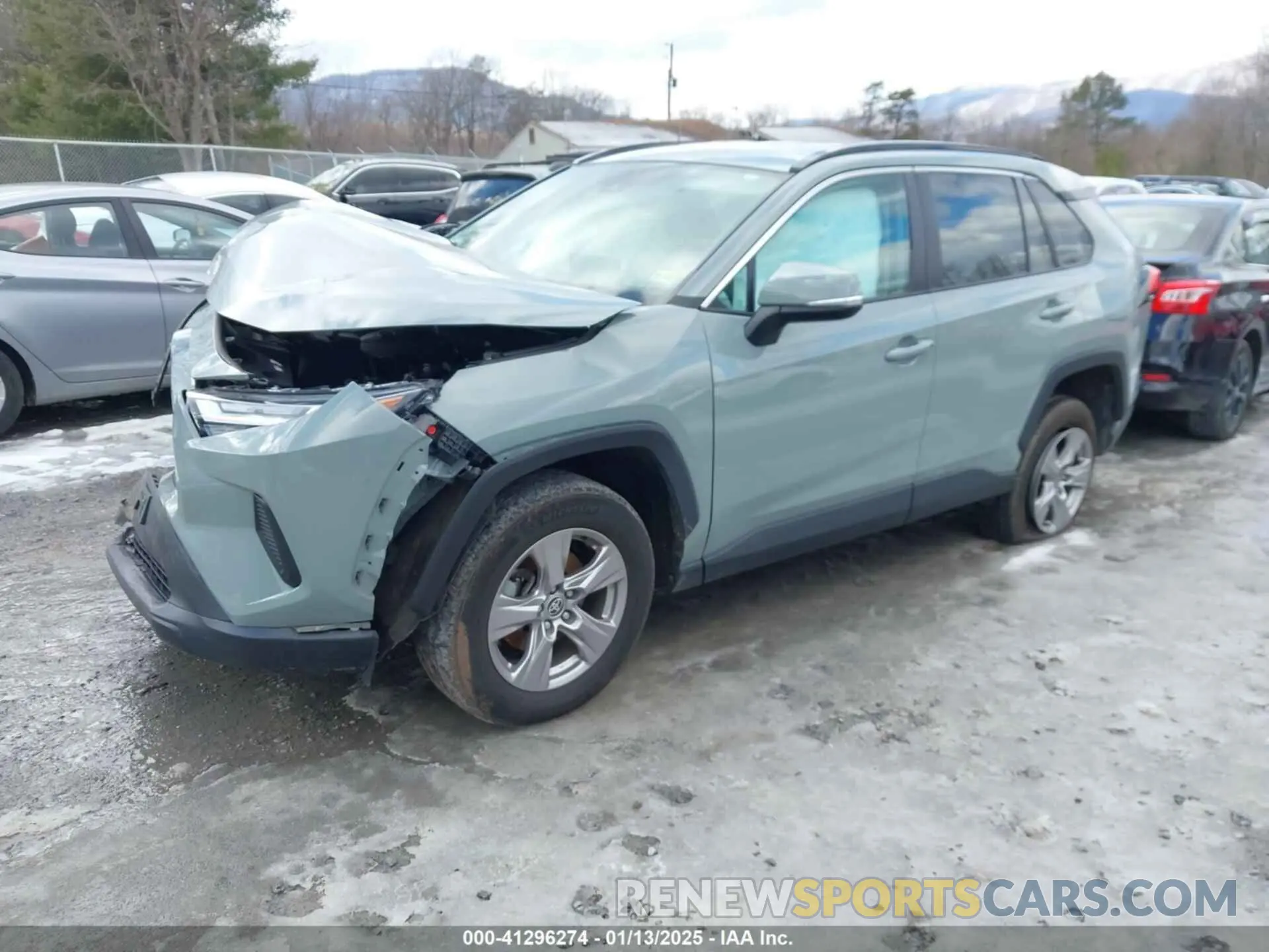2 Photograph of a damaged car 2T3P1RFV8NW272995 TOYOTA RAV4 2022