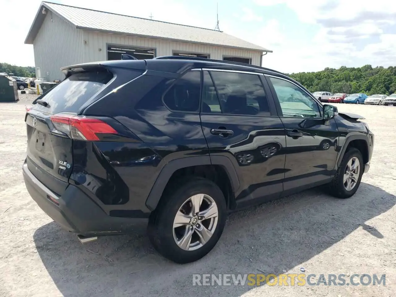 3 Photograph of a damaged car 2T3P1RFV8NW276464 TOYOTA RAV4 2022