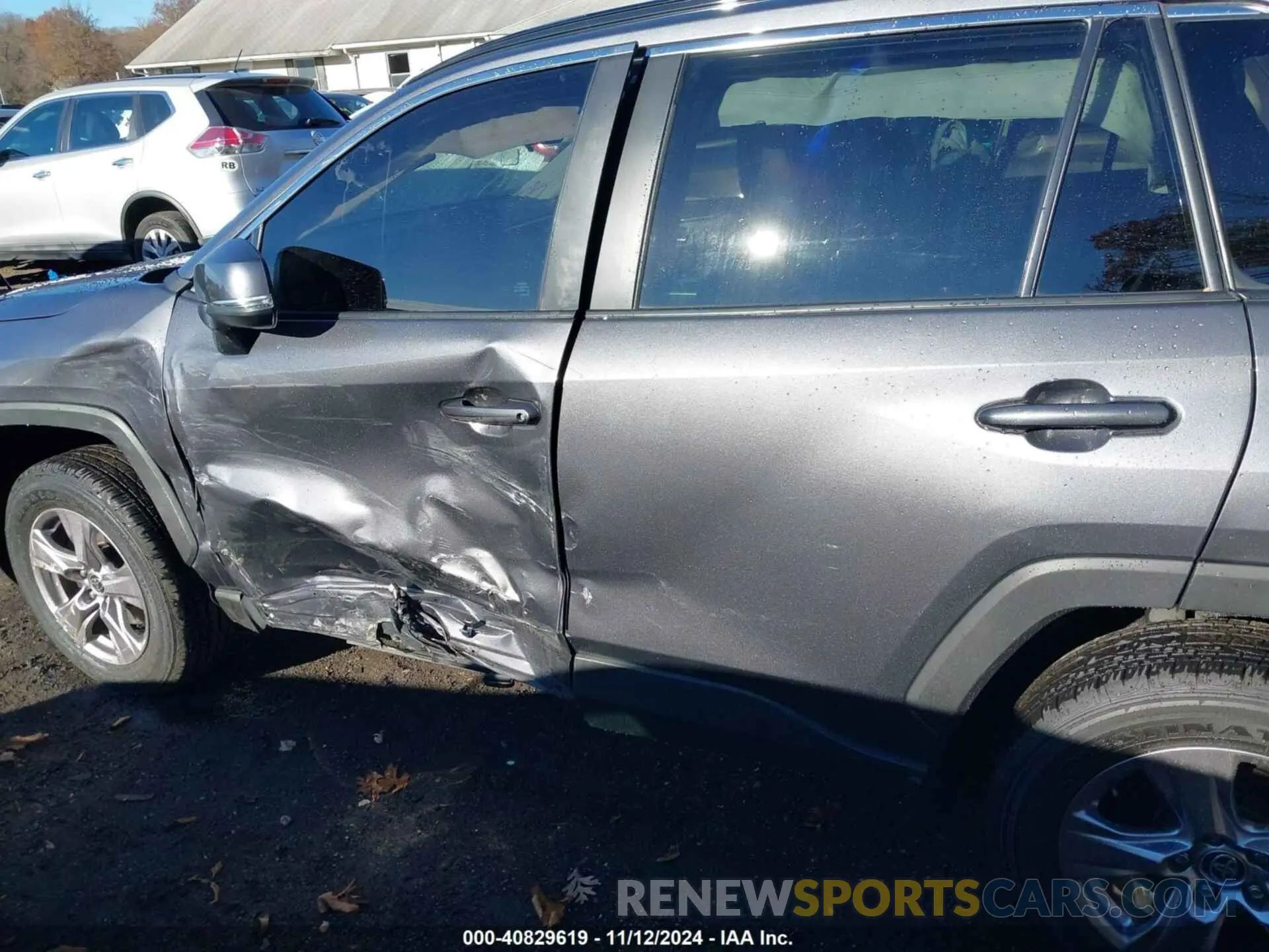 14 Photograph of a damaged car 2T3P1RFV8NW278957 TOYOTA RAV4 2022