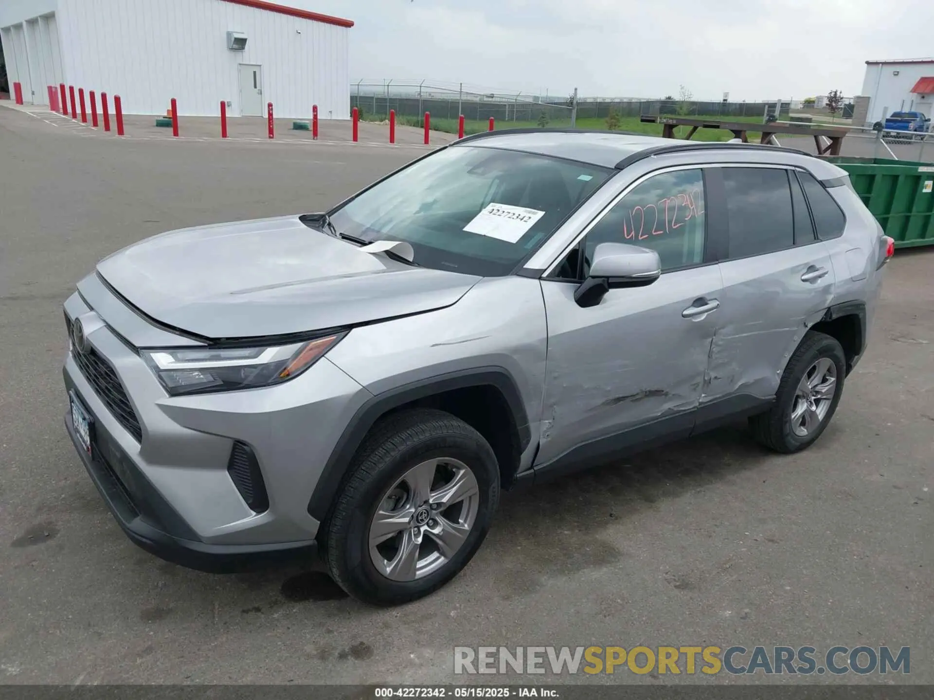 2 Photograph of a damaged car 2T3P1RFV8NW299856 TOYOTA RAV4 2022