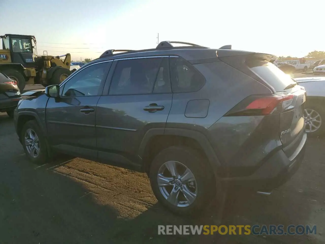 2 Photograph of a damaged car 2T3P1RFV8NW316834 TOYOTA RAV4 2022