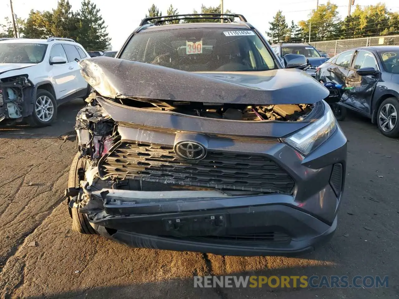5 Photograph of a damaged car 2T3P1RFV8NW316834 TOYOTA RAV4 2022