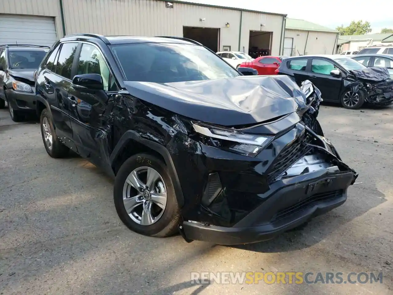 1 Photograph of a damaged car 2T3P1RFV9NC282341 TOYOTA RAV4 2022