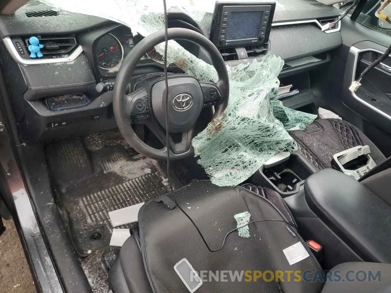 8 Photograph of a damaged car 2T3P1RFV9NC294232 TOYOTA RAV4 2022