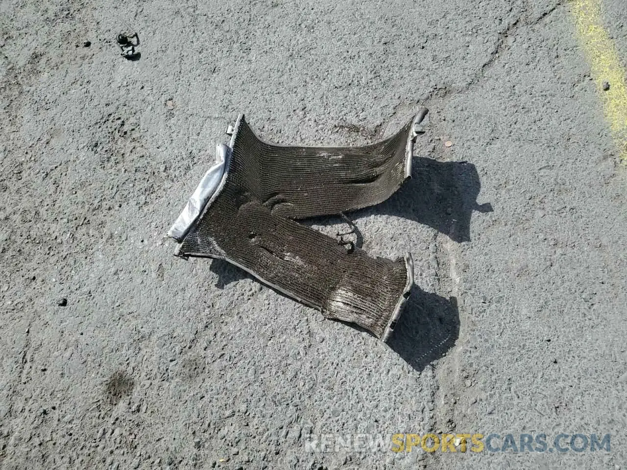 13 Photograph of a damaged car 2T3P1RFV9NW274321 TOYOTA RAV4 2022