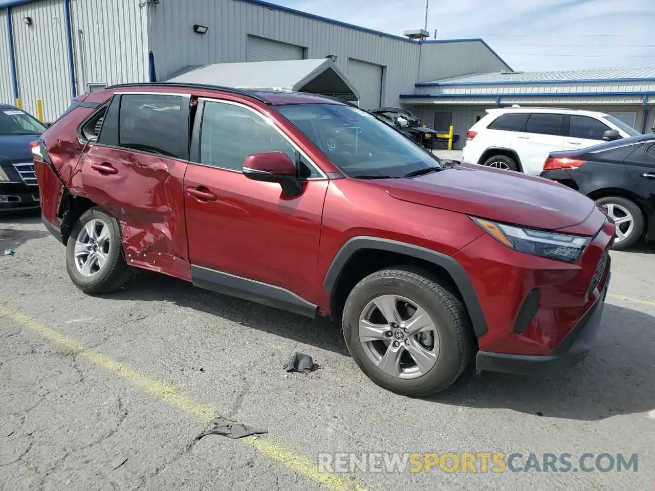 4 Photograph of a damaged car 2T3P1RFV9NW274321 TOYOTA RAV4 2022