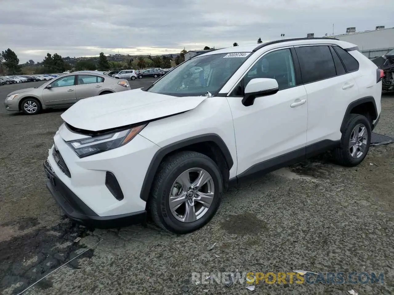 1 Photograph of a damaged car 2T3P1RFVXNC257349 TOYOTA RAV4 2022