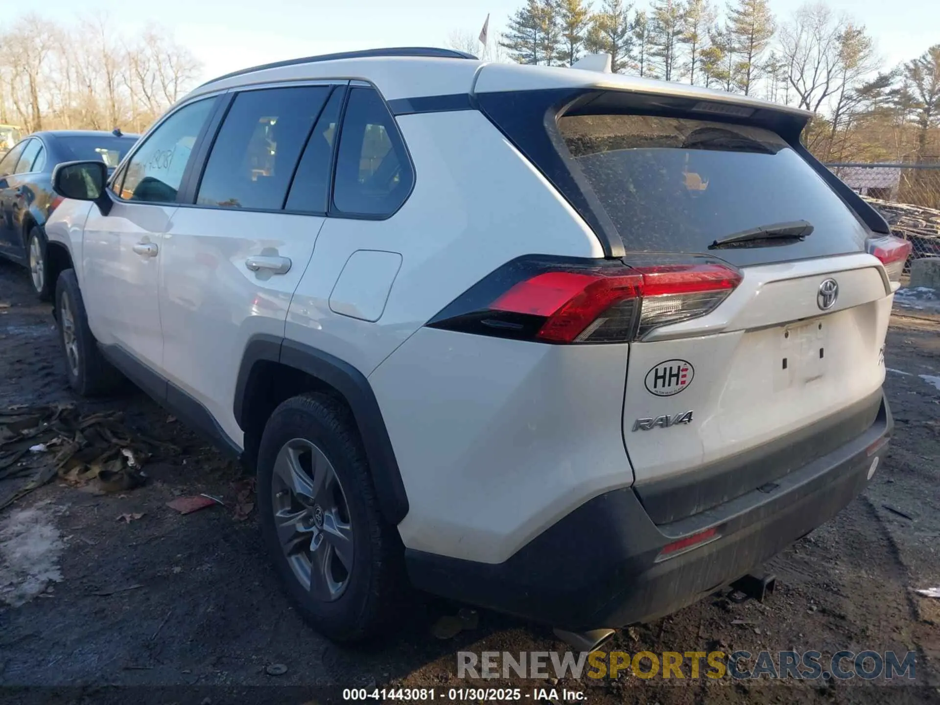 3 Photograph of a damaged car 2T3P1RFVXNC259523 TOYOTA RAV4 2022