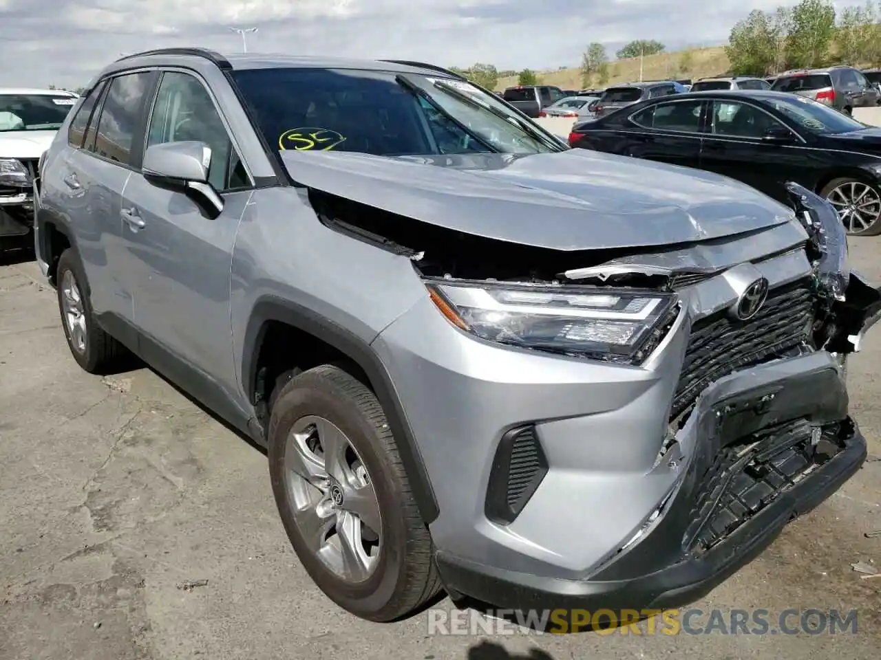 1 Photograph of a damaged car 2T3P1RFVXNC264009 TOYOTA RAV4 2022