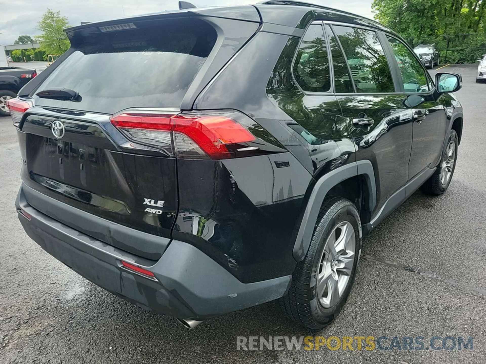 16 Photograph of a damaged car 2T3P1RFVXNC282560 TOYOTA RAV4 2022