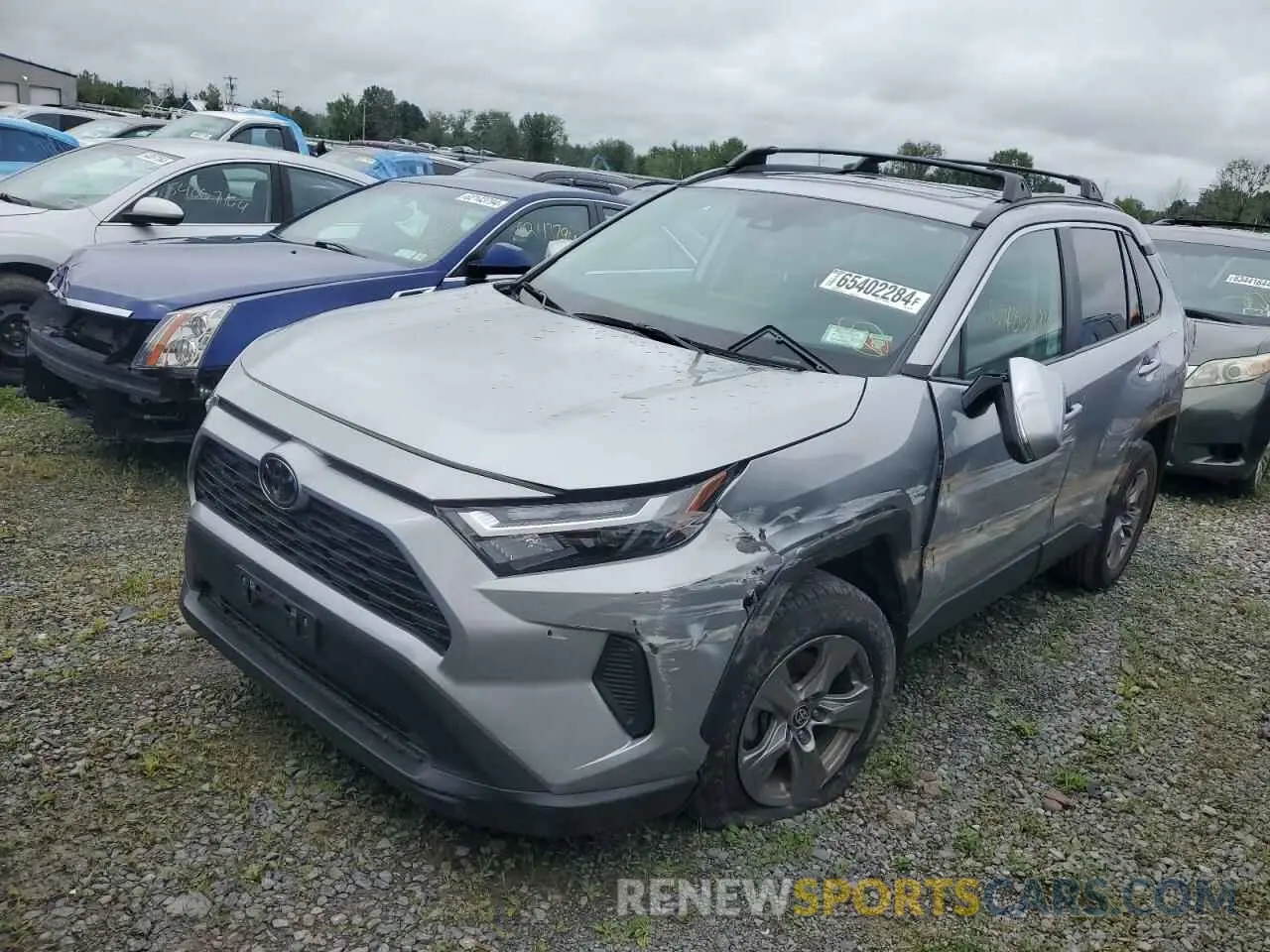 1 Photograph of a damaged car 2T3P1RFVXNC296748 TOYOTA RAV4 2022
