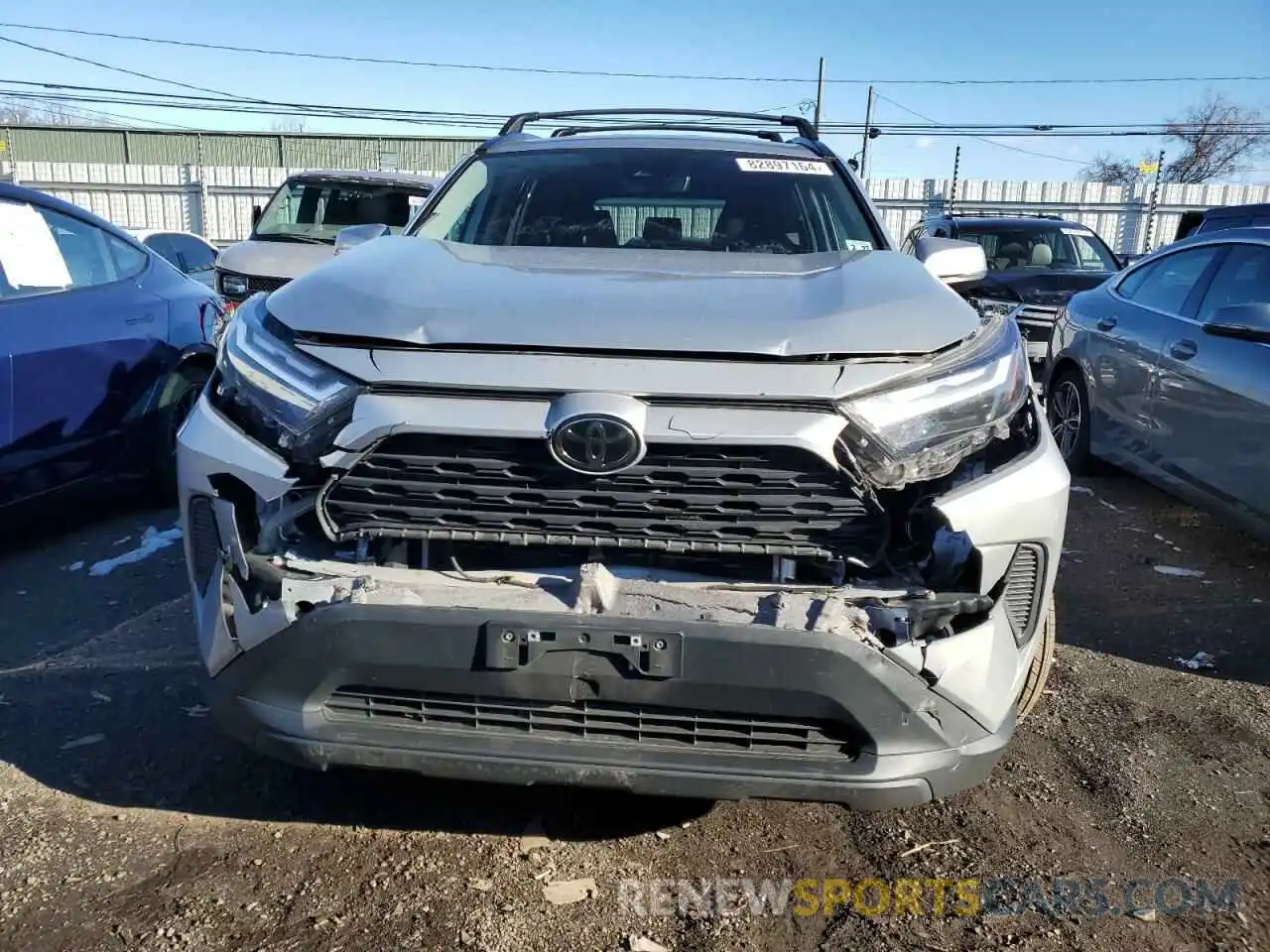 5 Photograph of a damaged car 2T3P1RFVXNW254059 TOYOTA RAV4 2022